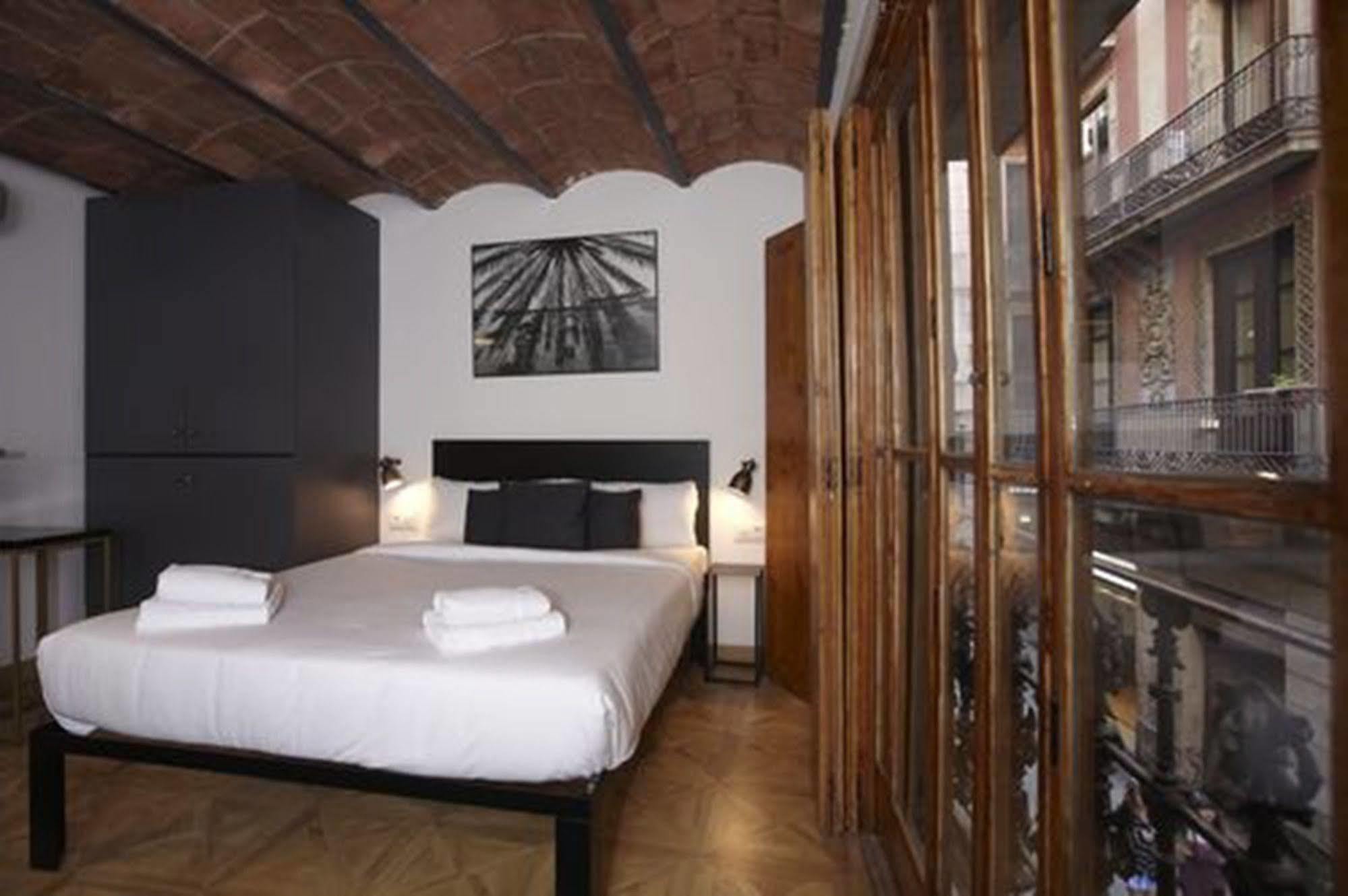 L'Escudellers By The Streets Apartment Barcelona Exterior photo
