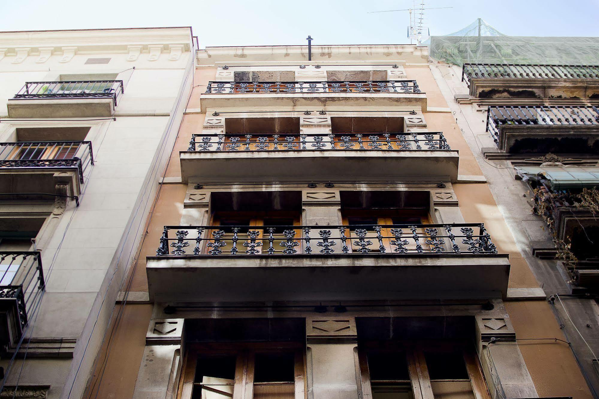 L'Escudellers By The Streets Apartment Barcelona Exterior photo